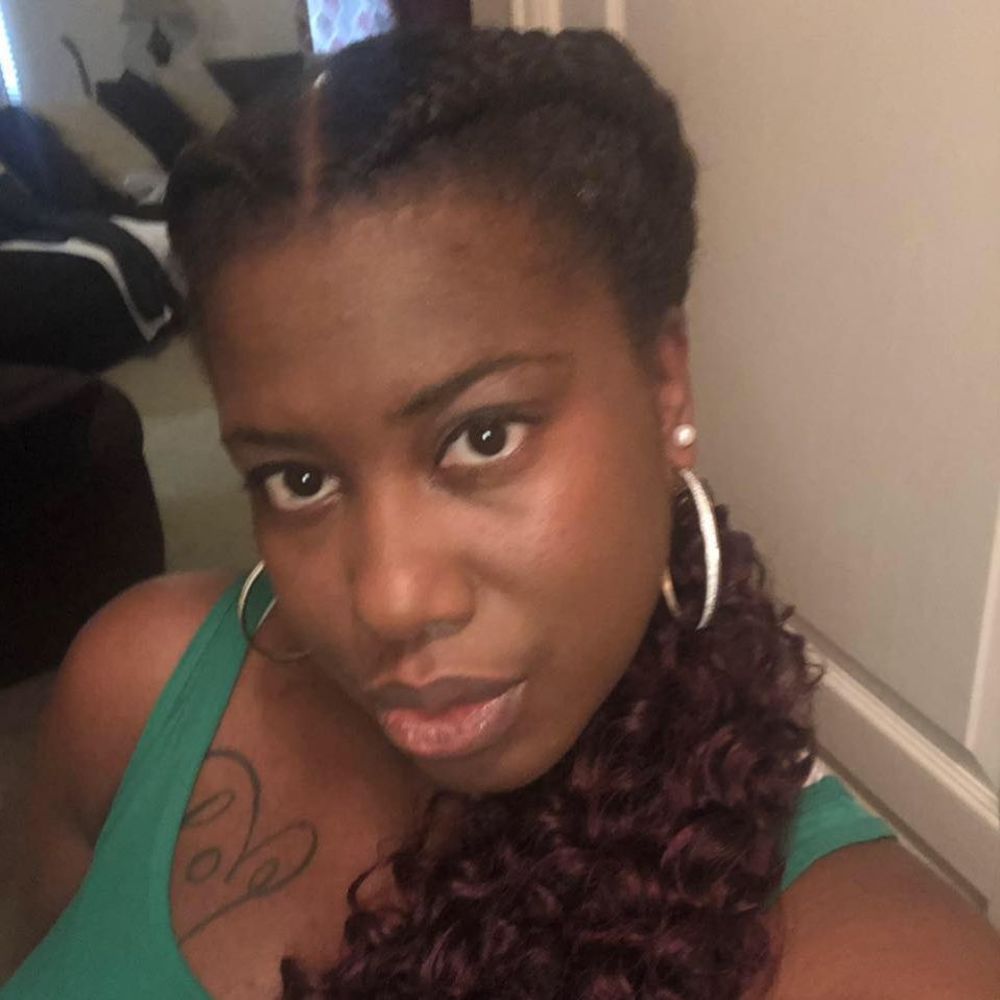 Meet your Posher, Krystle